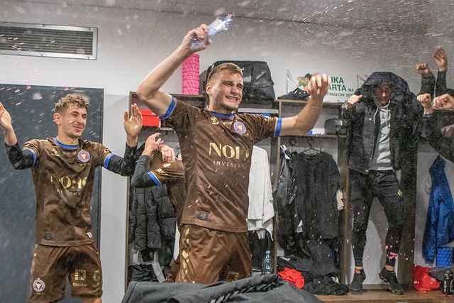 和地区展开 和地区展开